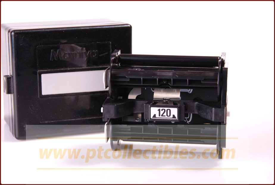 MAMIYA 645: 120 insert